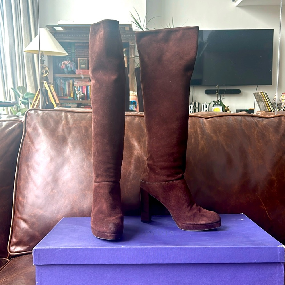 Stuart Weitzman brown boots